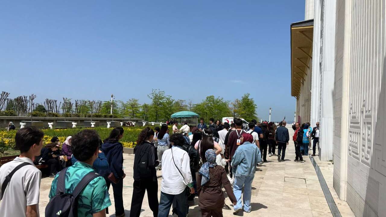 Konya’nın genç seyyahları bugün de İstanbul’un izindeydi 9